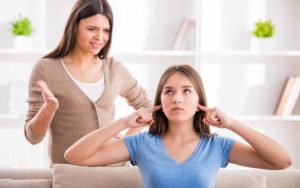 stress vì bố mẹ hay la mắng
