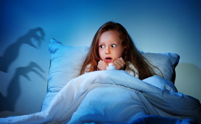 Những ảnh hưởng của rối loạn giấc ngủ đối với trẻ bị tự kỷ 