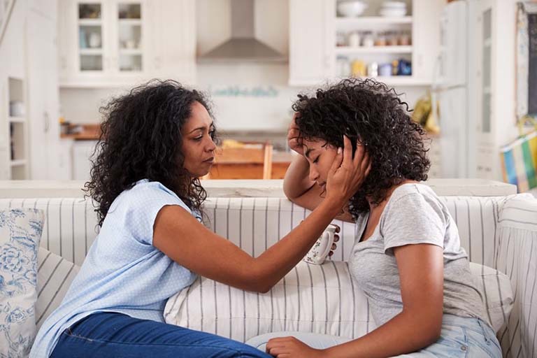 Làm gì khi con có biểu hiện tâm lý nhưng không chịu đi khám
