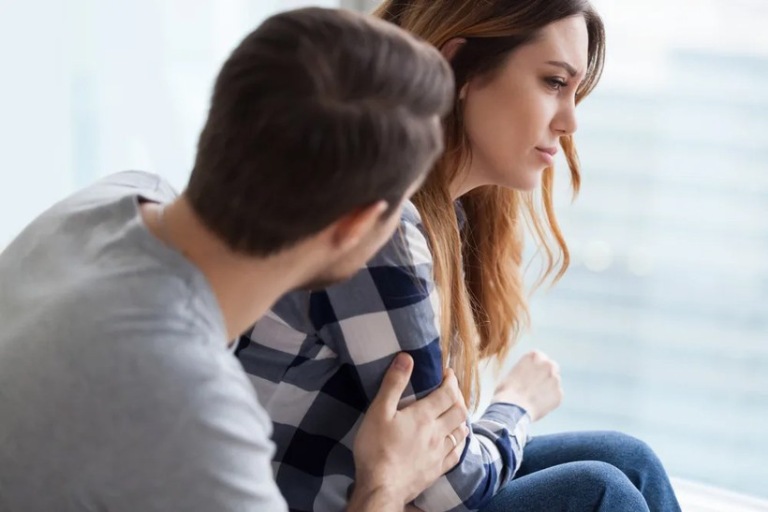 làm gì khi chồng ngoại tình tư tưởng