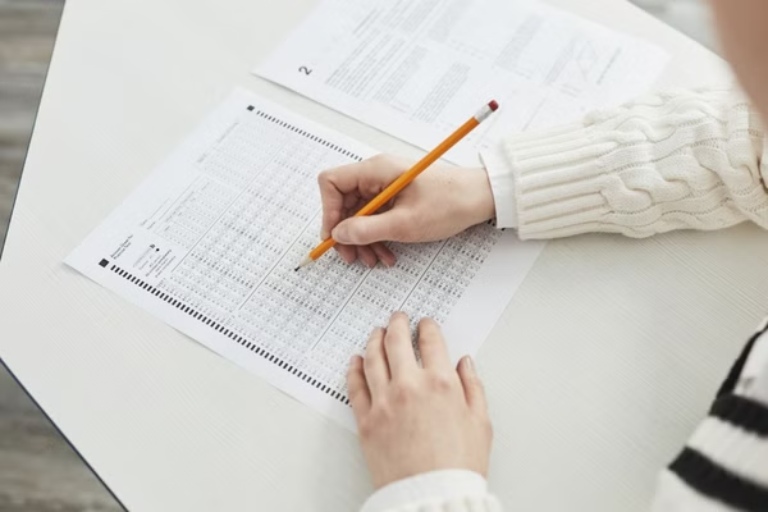 Bài test trầm cảm online dựa trên tiêu chuẩn nào
